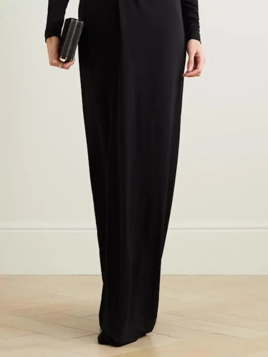 Solid Black Deep V-Neck Maxi Dress – Long Sleeve, High Waist, Slim Fit