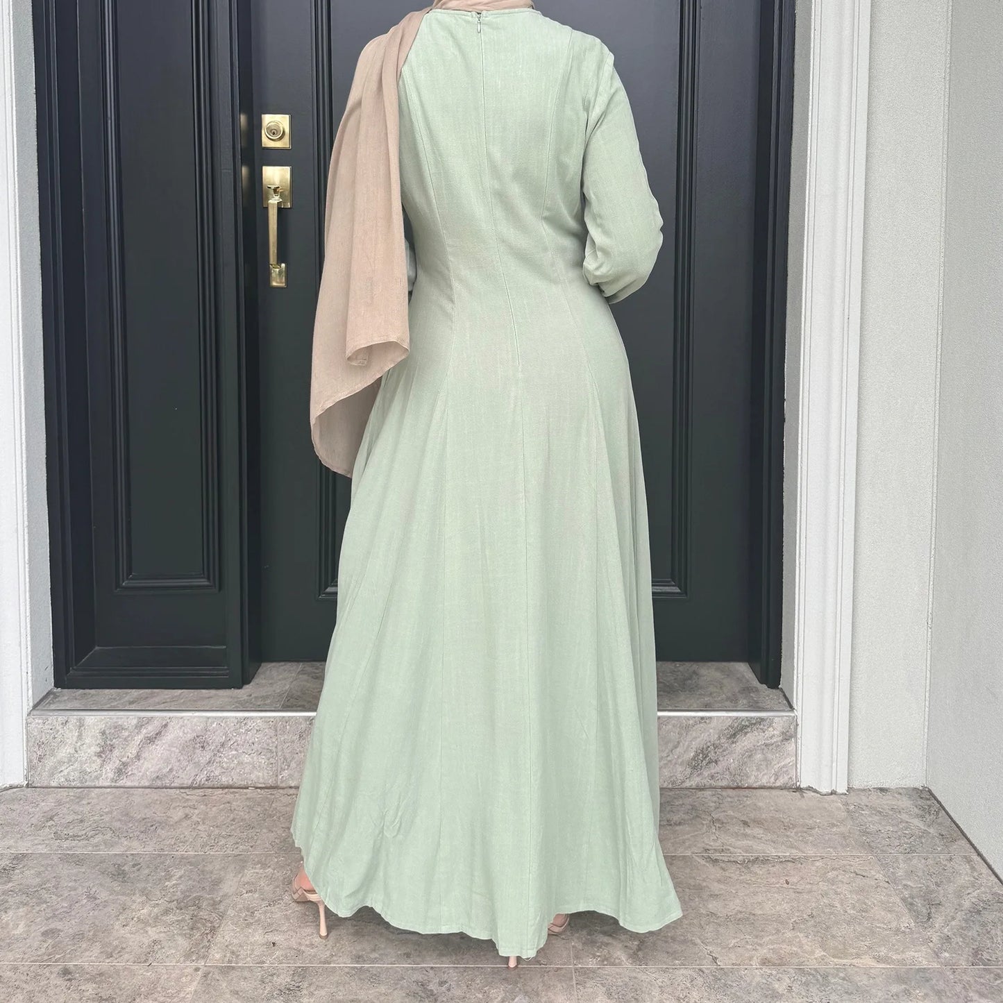 Slim Long Dress – Solid Color Casual Abaya