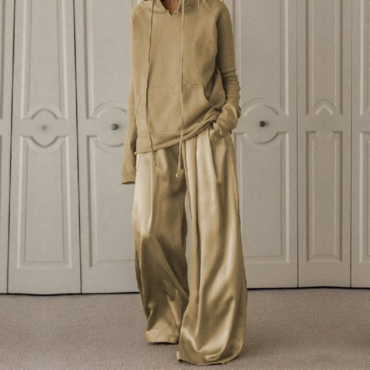 High Waist Wide Leg Pants & Long Sleeves Hooded Sweatshirt Loose Fit Two-Piece Set for Women