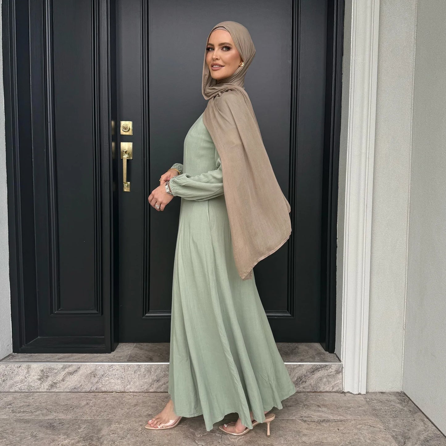 Slim Long Dress – Solid Color Casual Abaya